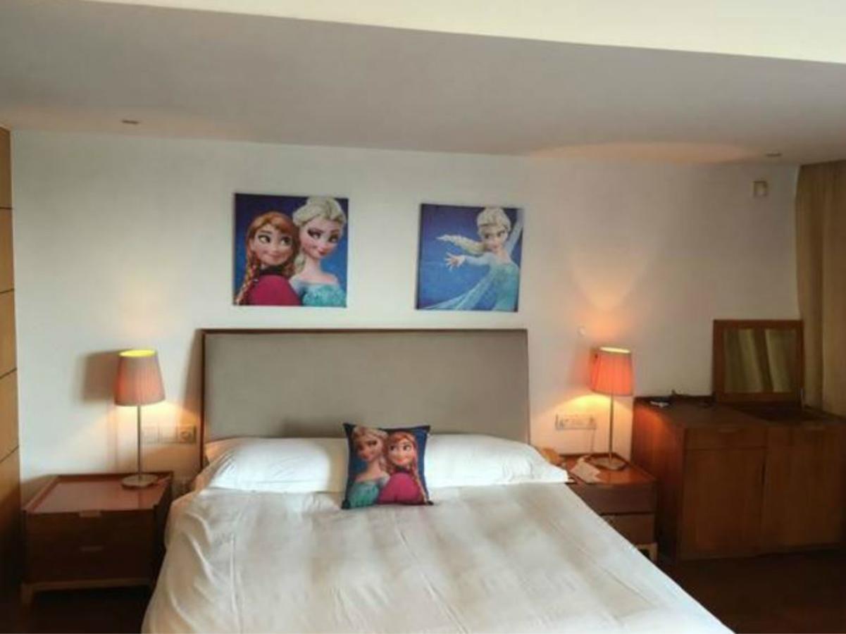 Gloria Plaza Hotel Kangqiao Shanghai Bagian luar foto