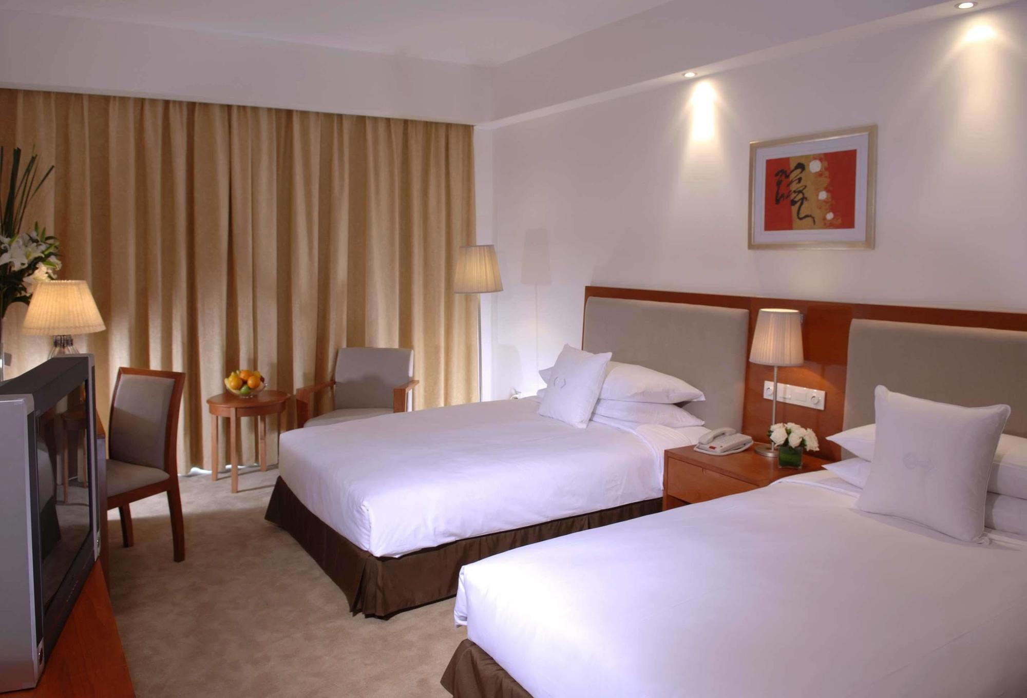 Gloria Plaza Hotel Kangqiao Shanghai Ruang foto